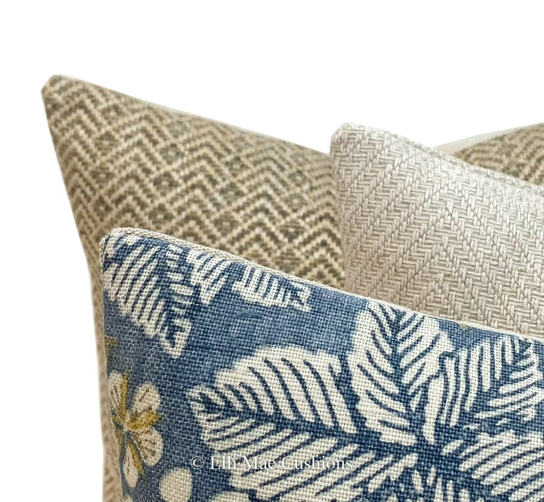 William Morris Luxury Designer Bramble Red Blue Vintage Cushion Pillow Sofa Cover