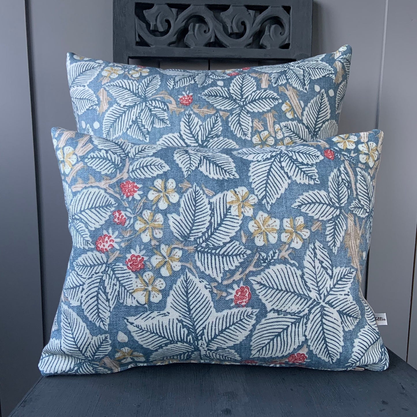 William Morris Luxury Designer Bramble Red Blue Vintage Cushion Pillow Sofa Cover