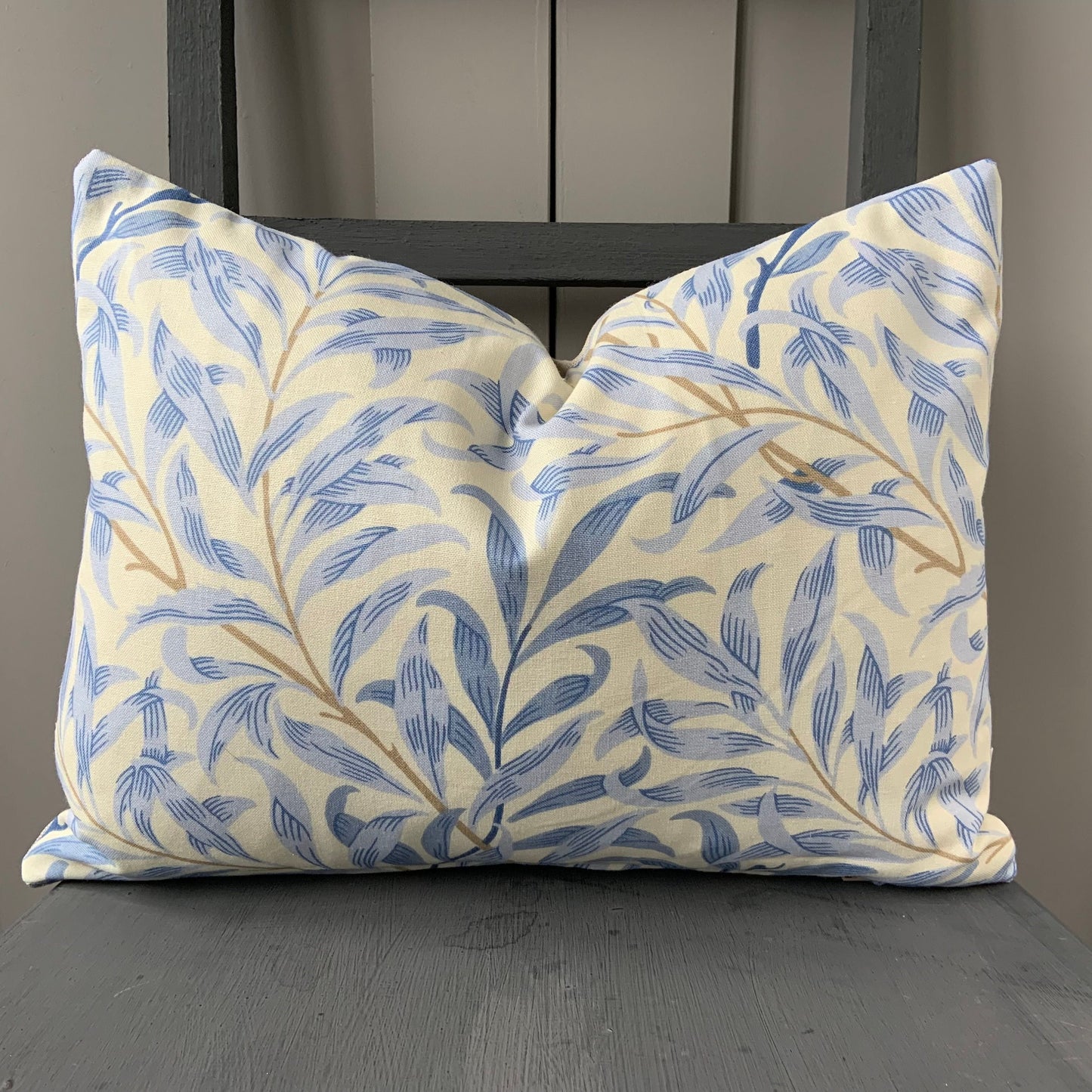 William Morris "Willow Bough" Vintage Retro Blue Sofa Cushion Pillow Cover