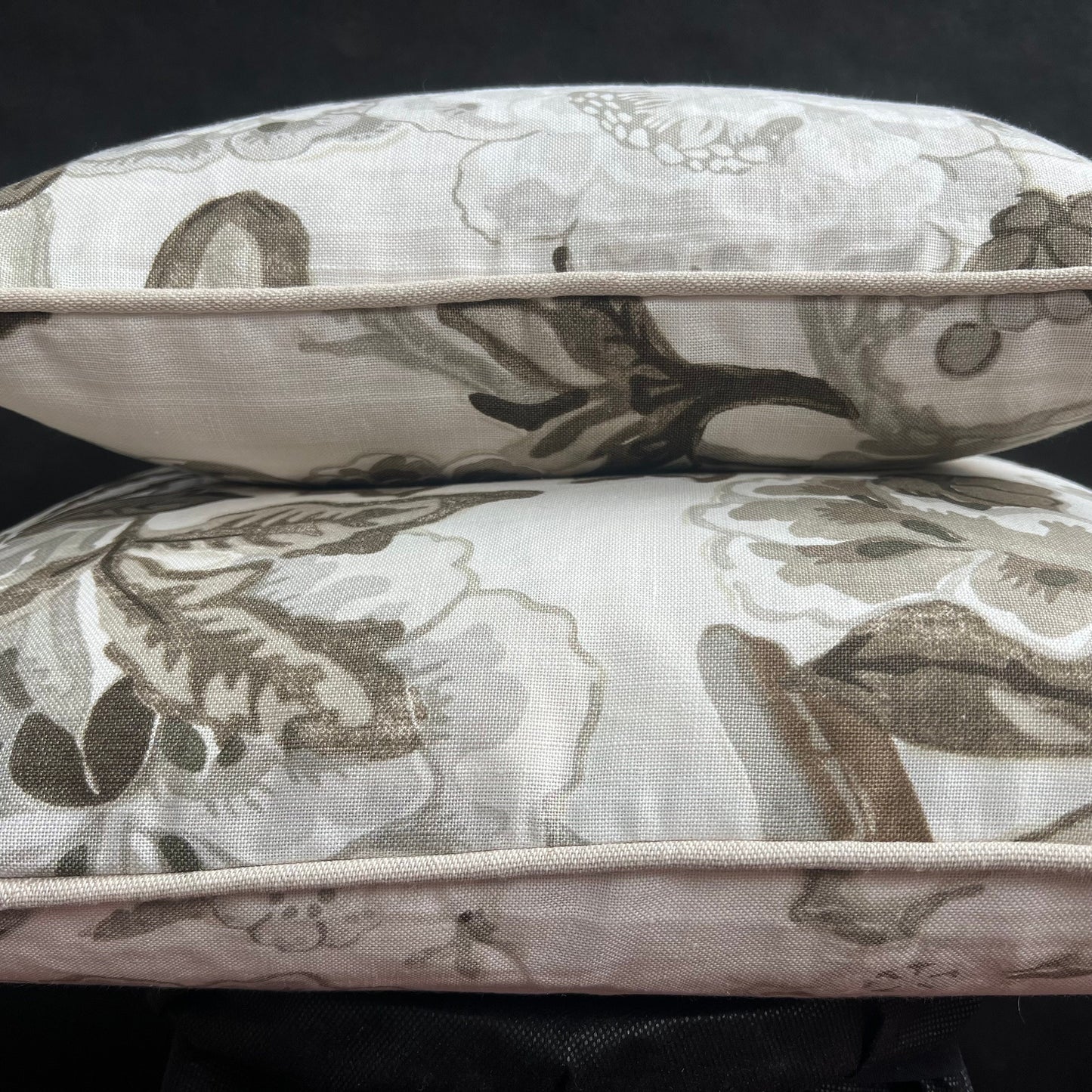Schumacher Luxury Designer Bermuda Blossoms Beige Grey Cushion Pillow Sofa Cover