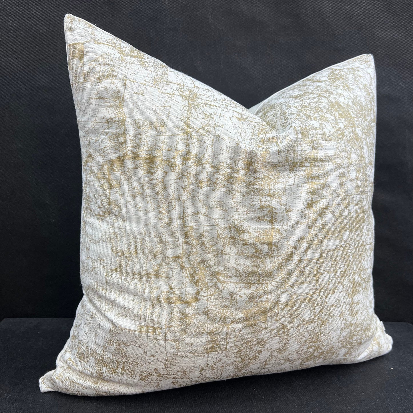 Luxury Designer Abstract Gold Cream Cushion Pillow Throw Cover