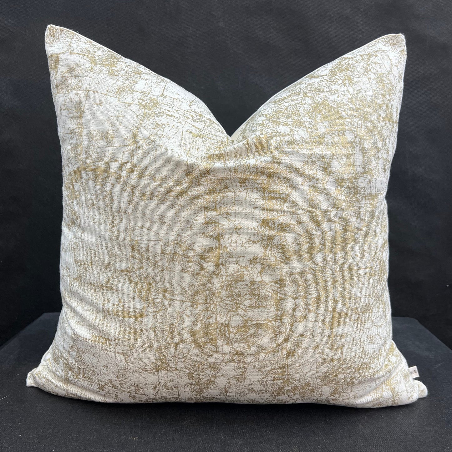 Luxury Designer Abstract Gold Cream Cushion Pillow Throw Cover