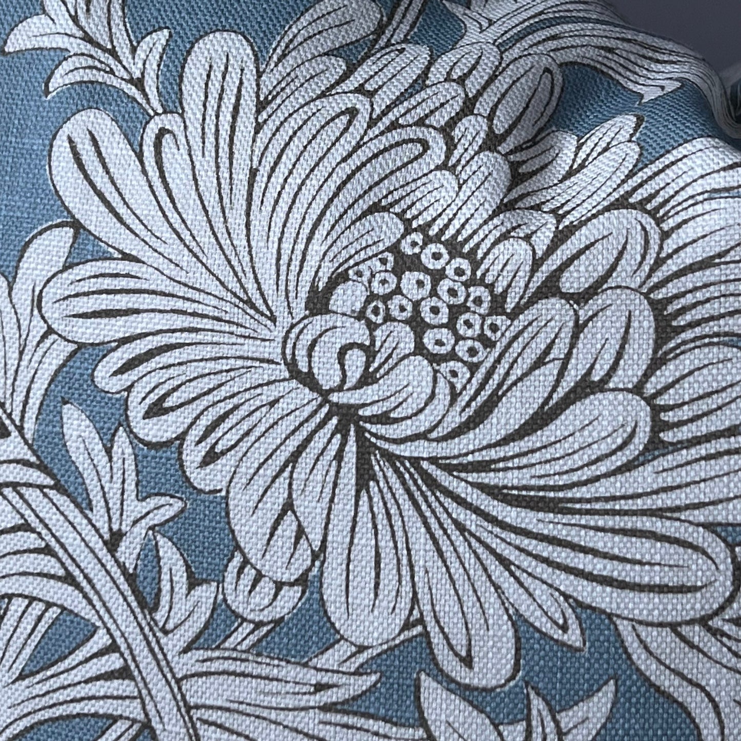 William Morris Chrysanthemum Toile Luxury Designer Fabric Vintage Blue Floral Cushion Pillow Cover