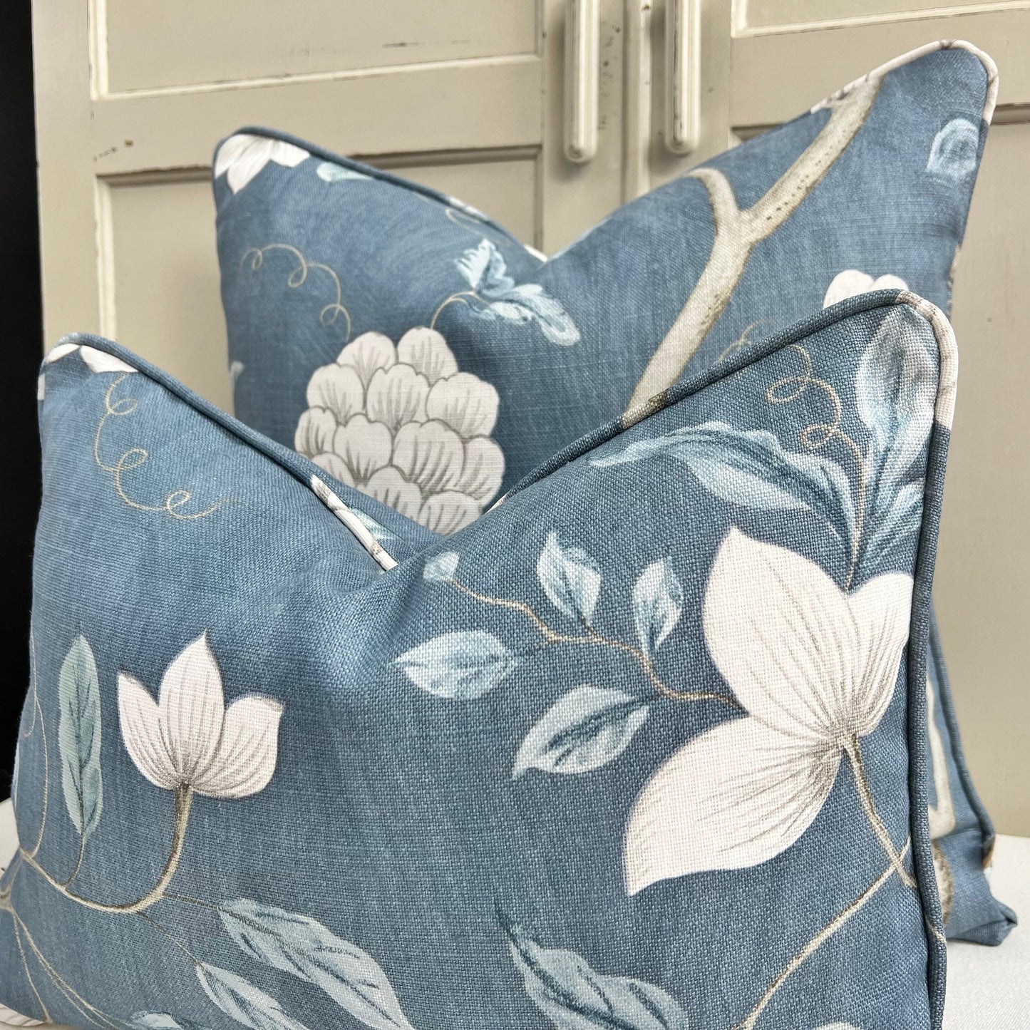 Colefax and Fowler Snowtree Luxury Designer Blue Decorative Cushion Pillow Cover