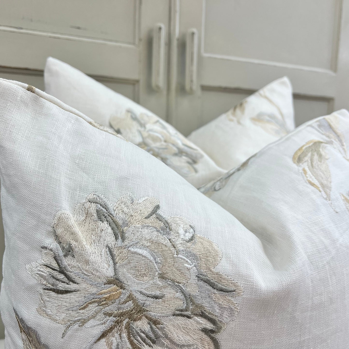 Jane Churchill Luxury Designer Cream Linen Embroidered Floral Fabric Cushion Pillow Cover