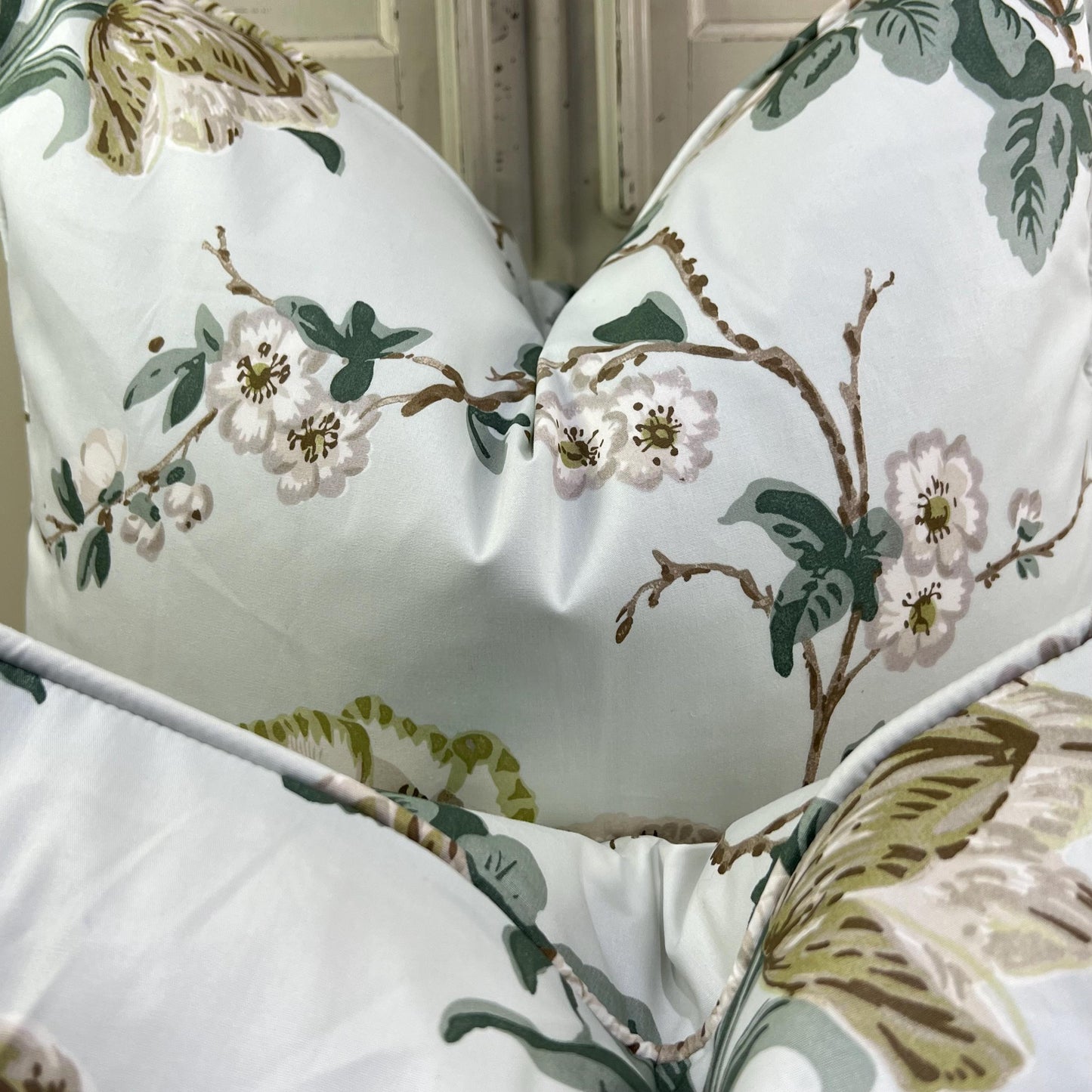 Schumacher Luxury Designer "Betty Chintz" Floral Celadon Blue Cushion Pillow Sofa Cover