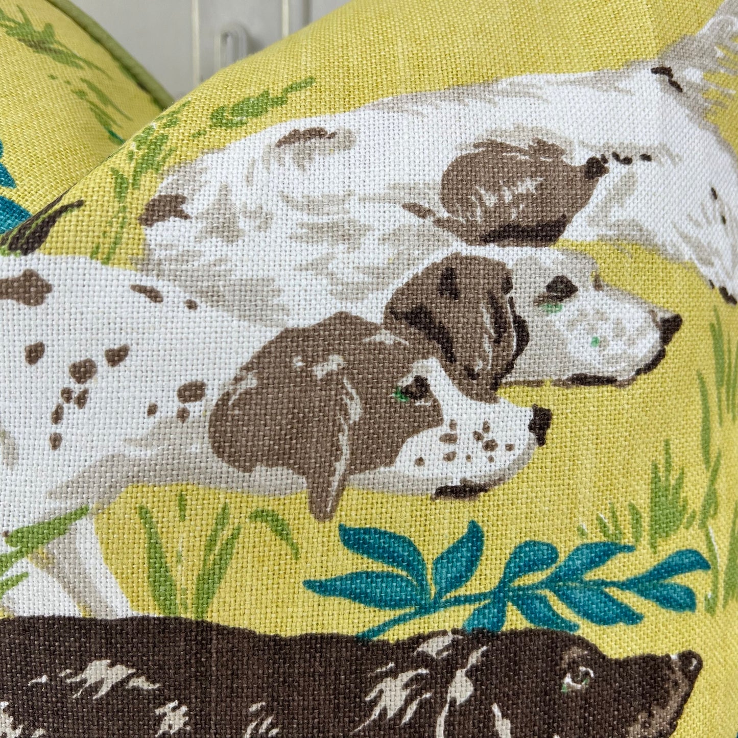Schumacher Luxury Designer Pointers Yellow Decorative Cushion Pillow Throw Cover