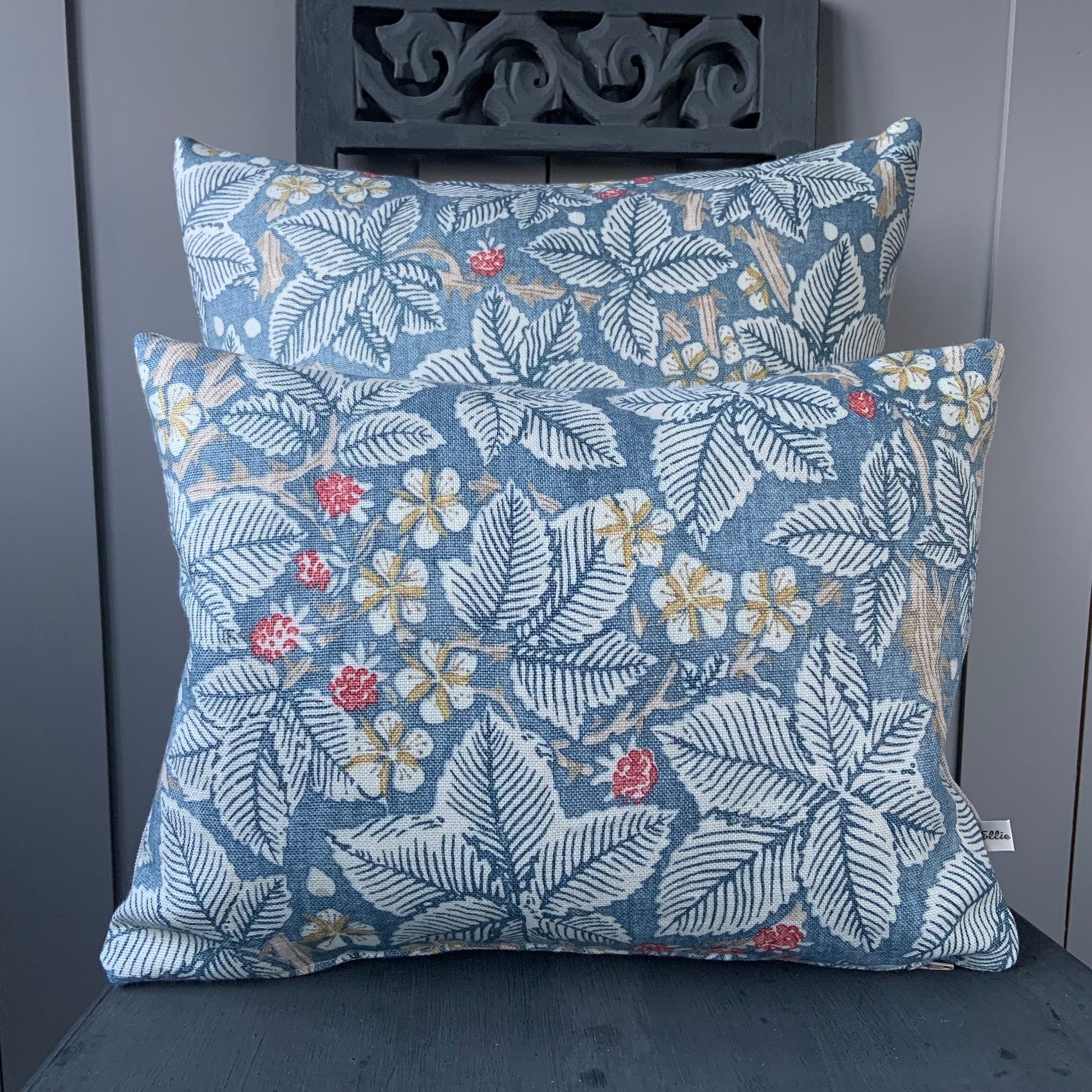 William Morris Luxury Designer Bramble Red Blue Vintage Cushion Pillow Sofa Cover