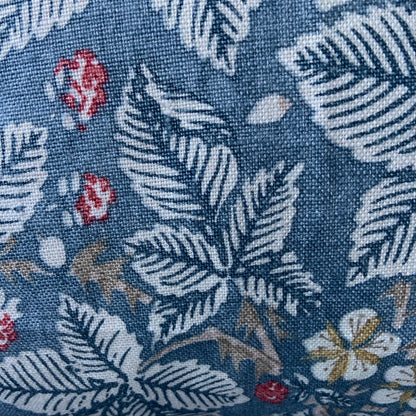 William Morris Luxury Designer Bramble Red Blue Vintage Cushion Pillow Sofa Cover