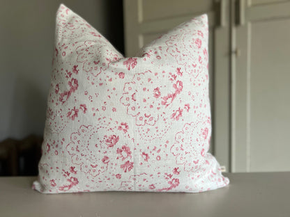 Cabbages and Roses New Penny Raspberry White Vintage Shabby Chic Cushion Pillow Cover