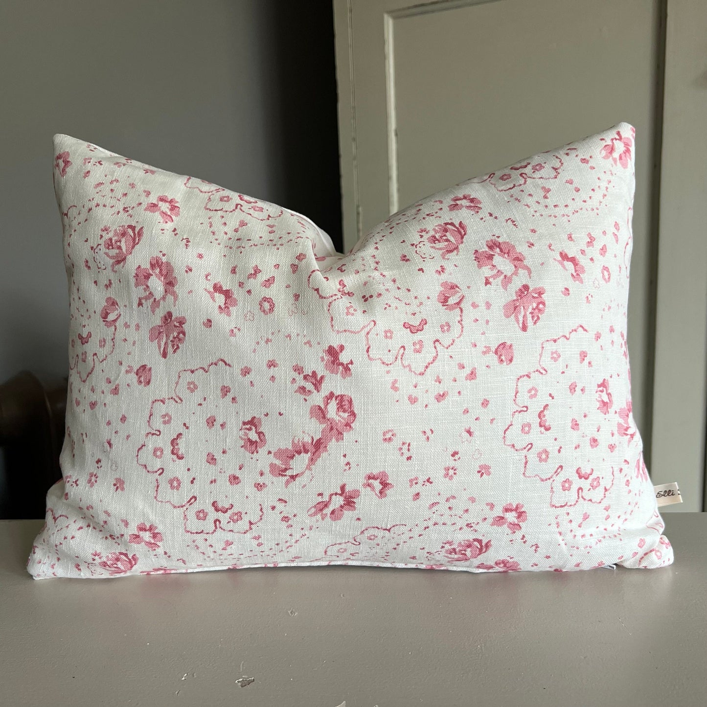 Cabbages and Roses New Penny Raspberry White Vintage Shabby Chic Cushion Pillow Cover