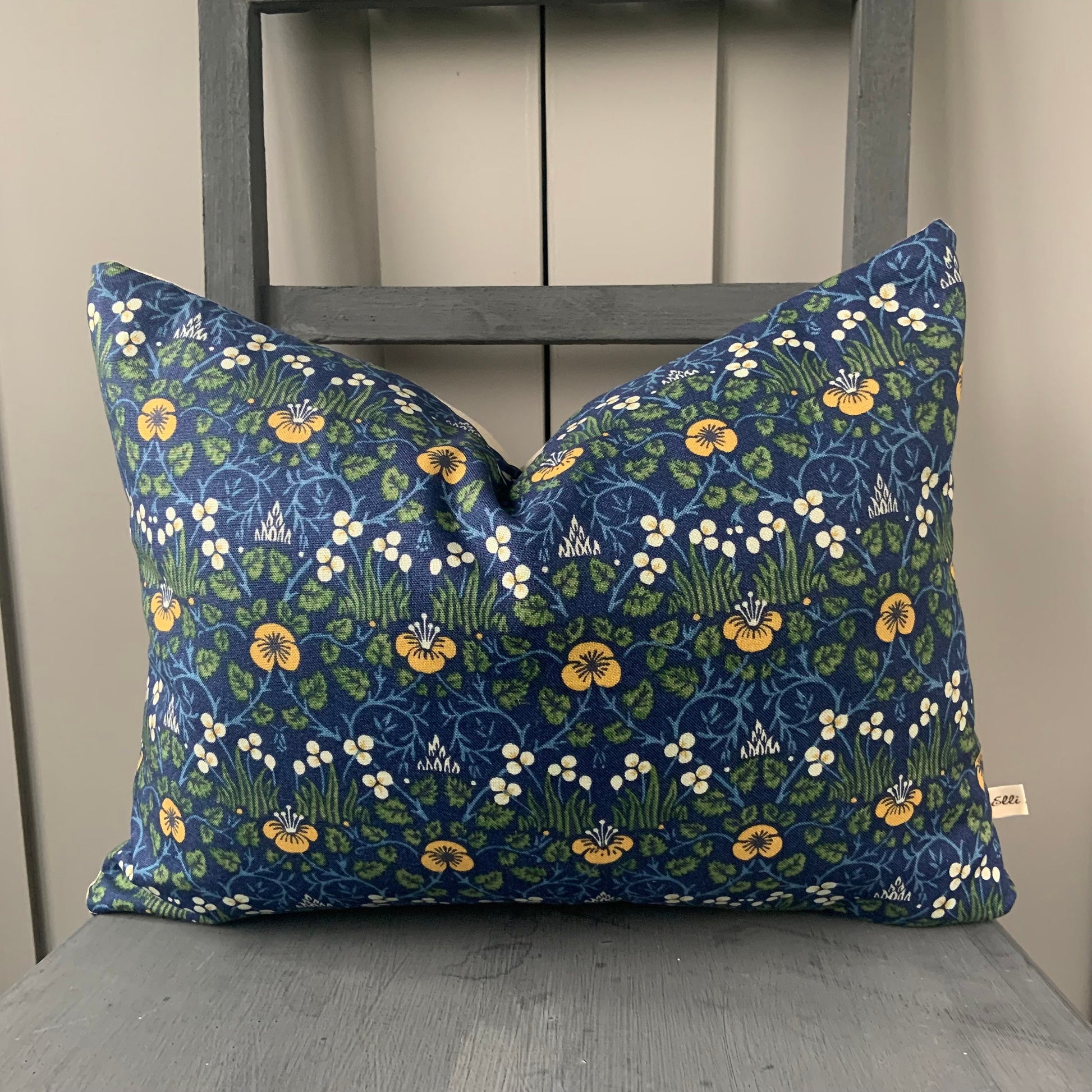 William Morris Luxury Designer Vintage Eye Bright Blue Floral Designer Cushion Cover