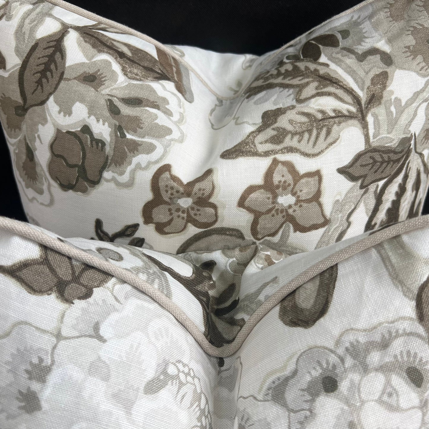 Schumacher Luxury Designer Bermuda Blossoms Beige Grey Cushion Pillow Sofa Cover