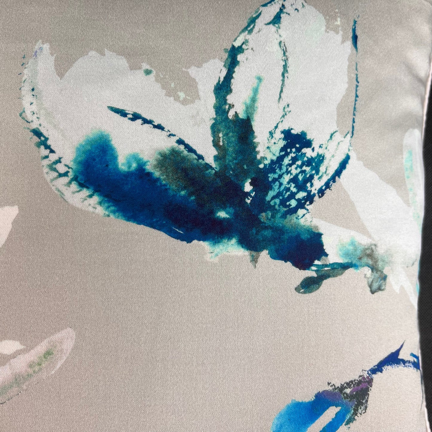 Luxury Designer Romo Saphira Contempoary Grey Blue Cushion Pillow Cover