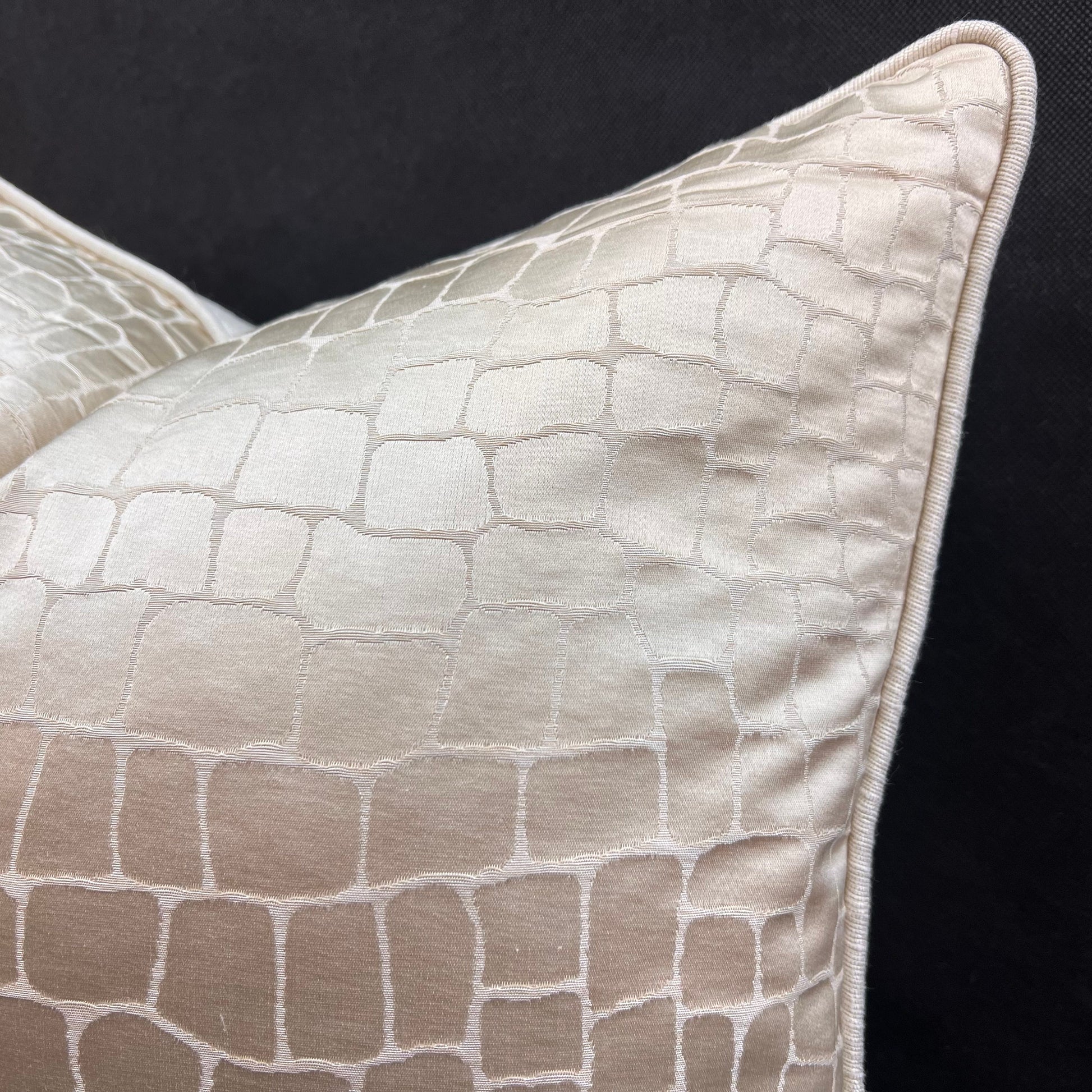 Sahco Ivory Cream Animal Skin Luxury Designer Decorative Cushion Pillow Throw Cover