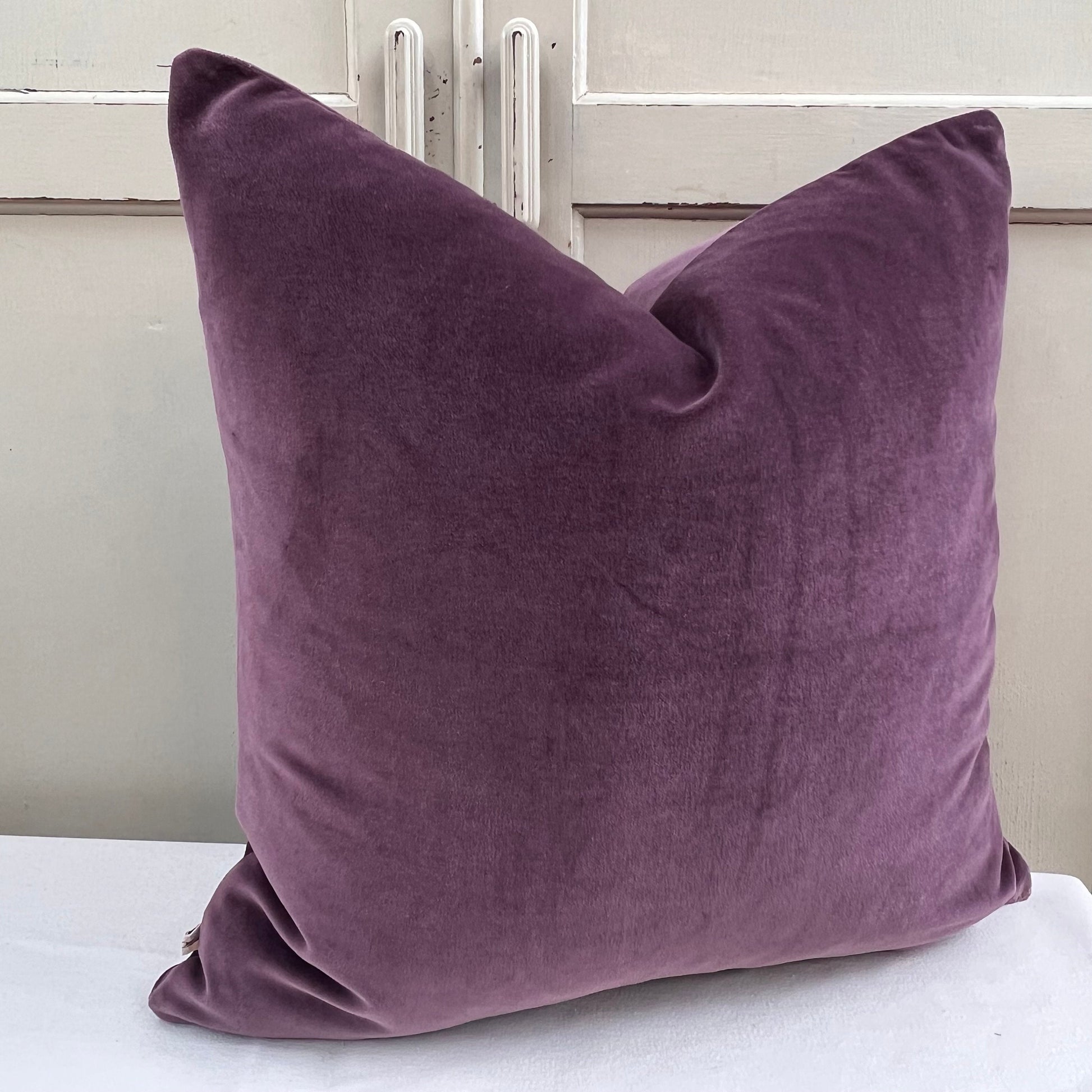 Designers Guild Luxury Varese Pale Plum Plain Velvet Cushion Pillow Sofa Cover