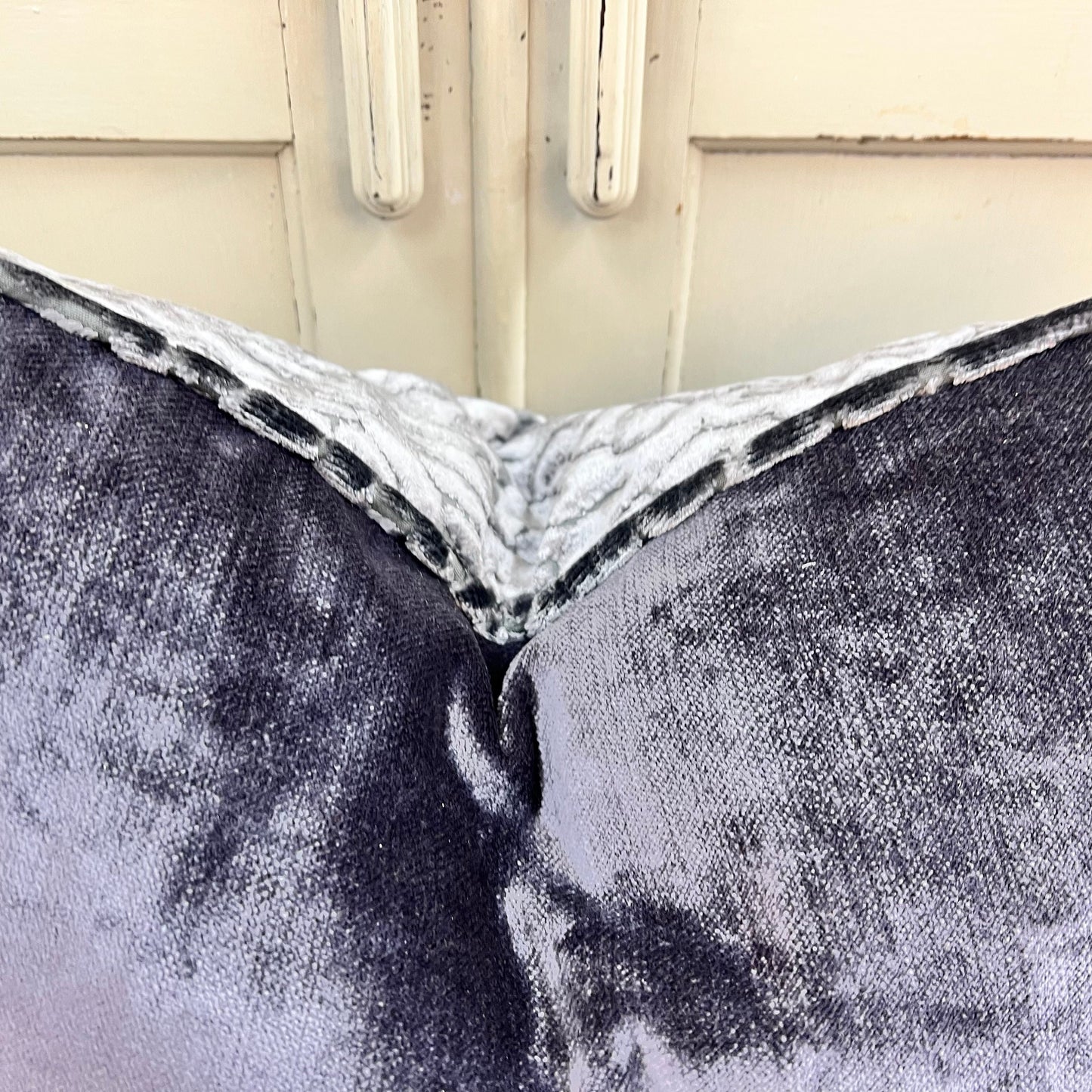 Zinc Luxury Designer Labyrinth Grey Cut Velvet Cushion Pillow Throw Cover