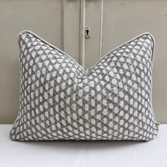 Fermoie Wicker Luxury Designer Decorative Grey Beige Linen Cushion Pillow Throw Cover