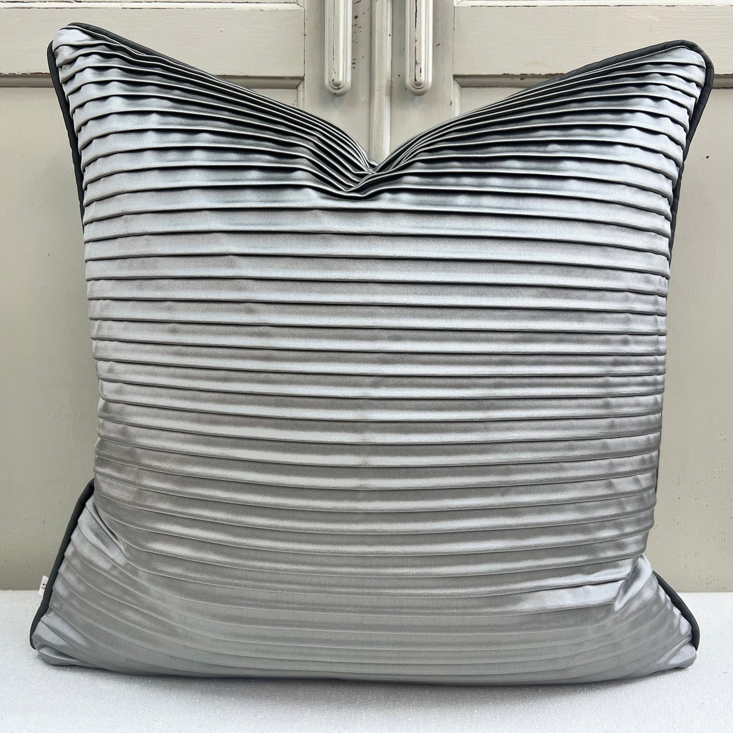 Andrew Martin Luxury Designer Contemporary Grey Pleated Fabric Cushion Sofa Pillow Cover