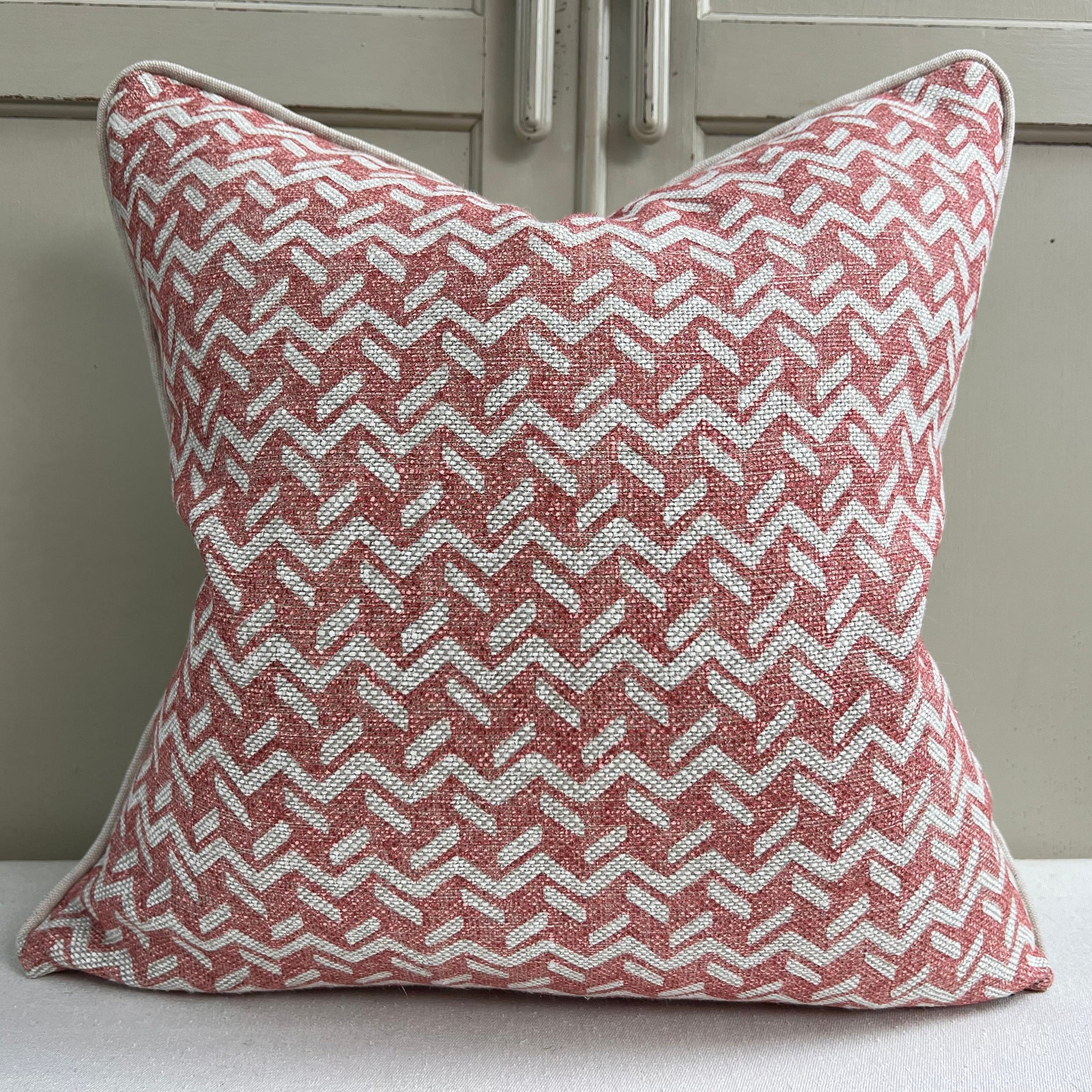 Fermoie Chiltern Luxury Designer Decorative Neutral Pink Linen Cushion Pillow Throw Cover