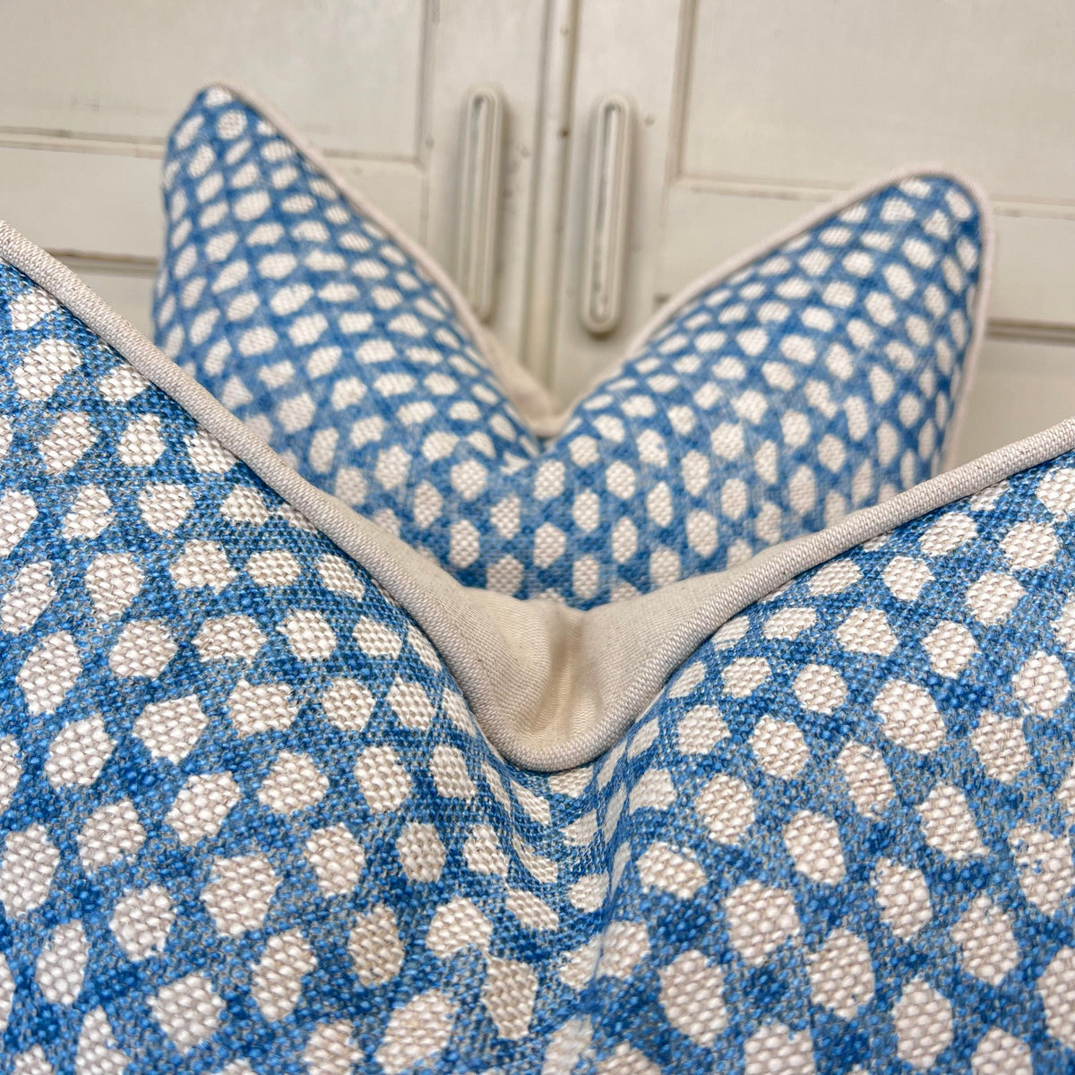 Fermoie Wicker Luxury Designer Decorative Rich Blue Beige Linen Cushion Pillow Throw Cover