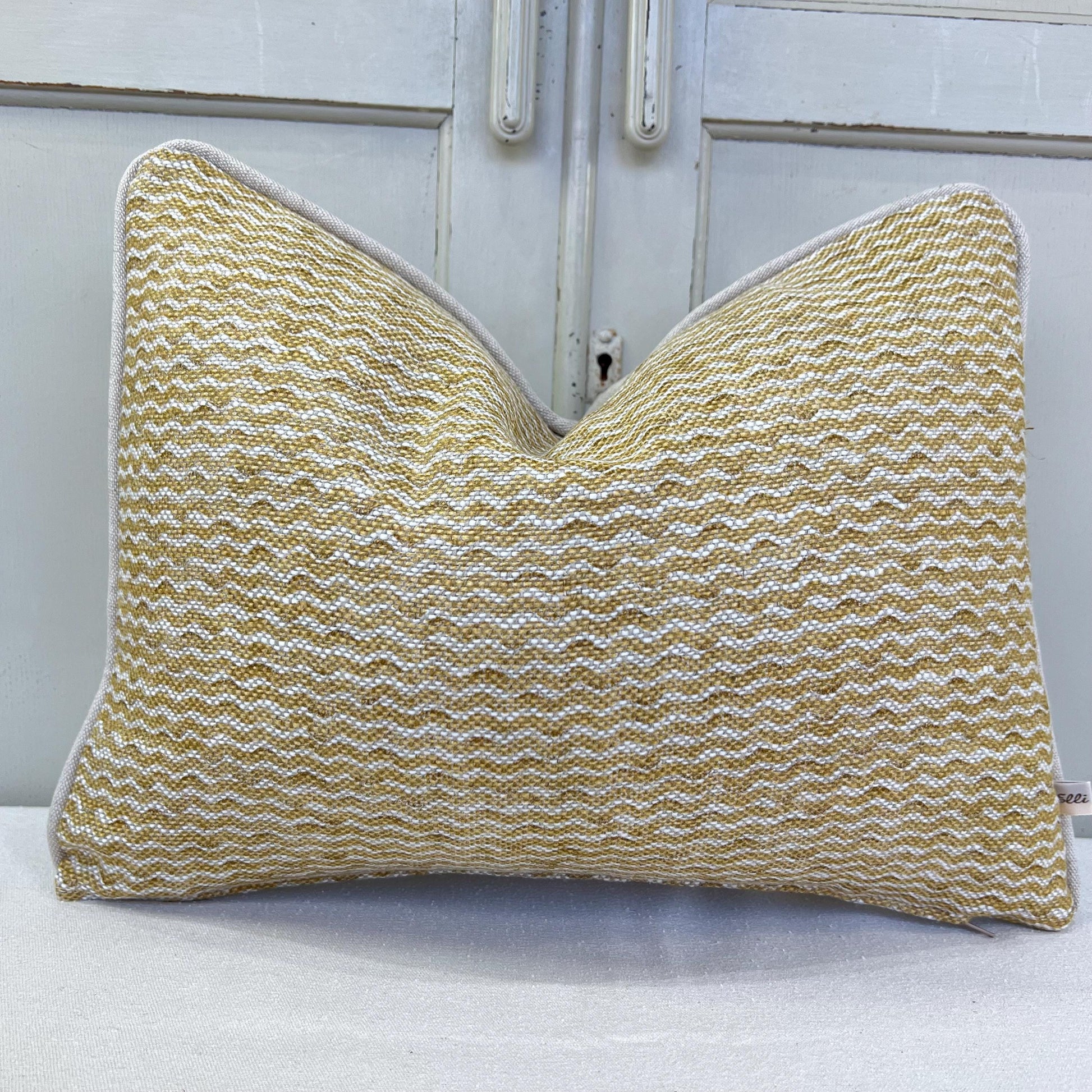 Cushions Made in Fermoie Popple Luxury Designer Straw Yellow Decorative Cushion Pillow Throw Cover