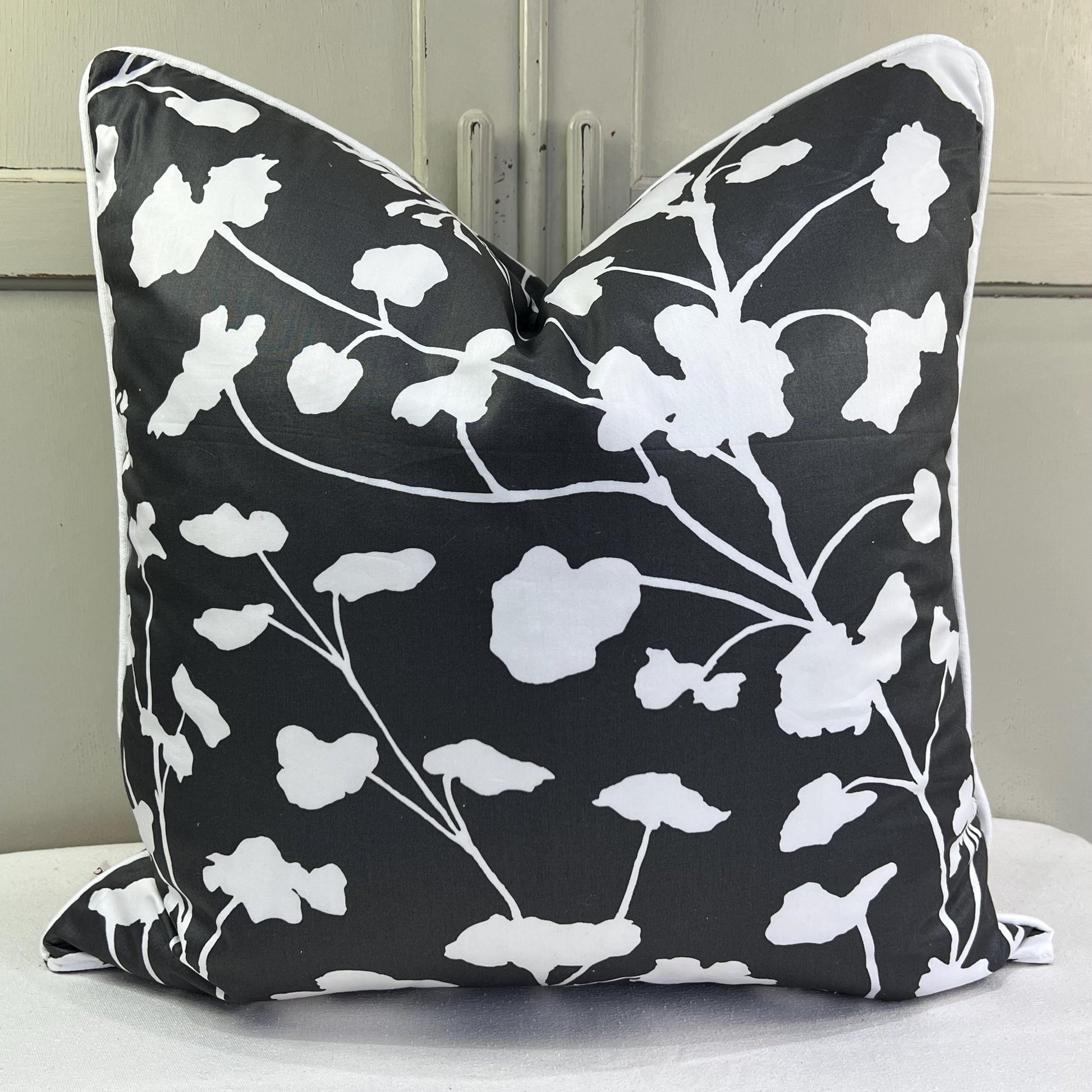 Schumacher Luxury Designer Pennick Floral Black White Cushion Pillow Sofa Cover