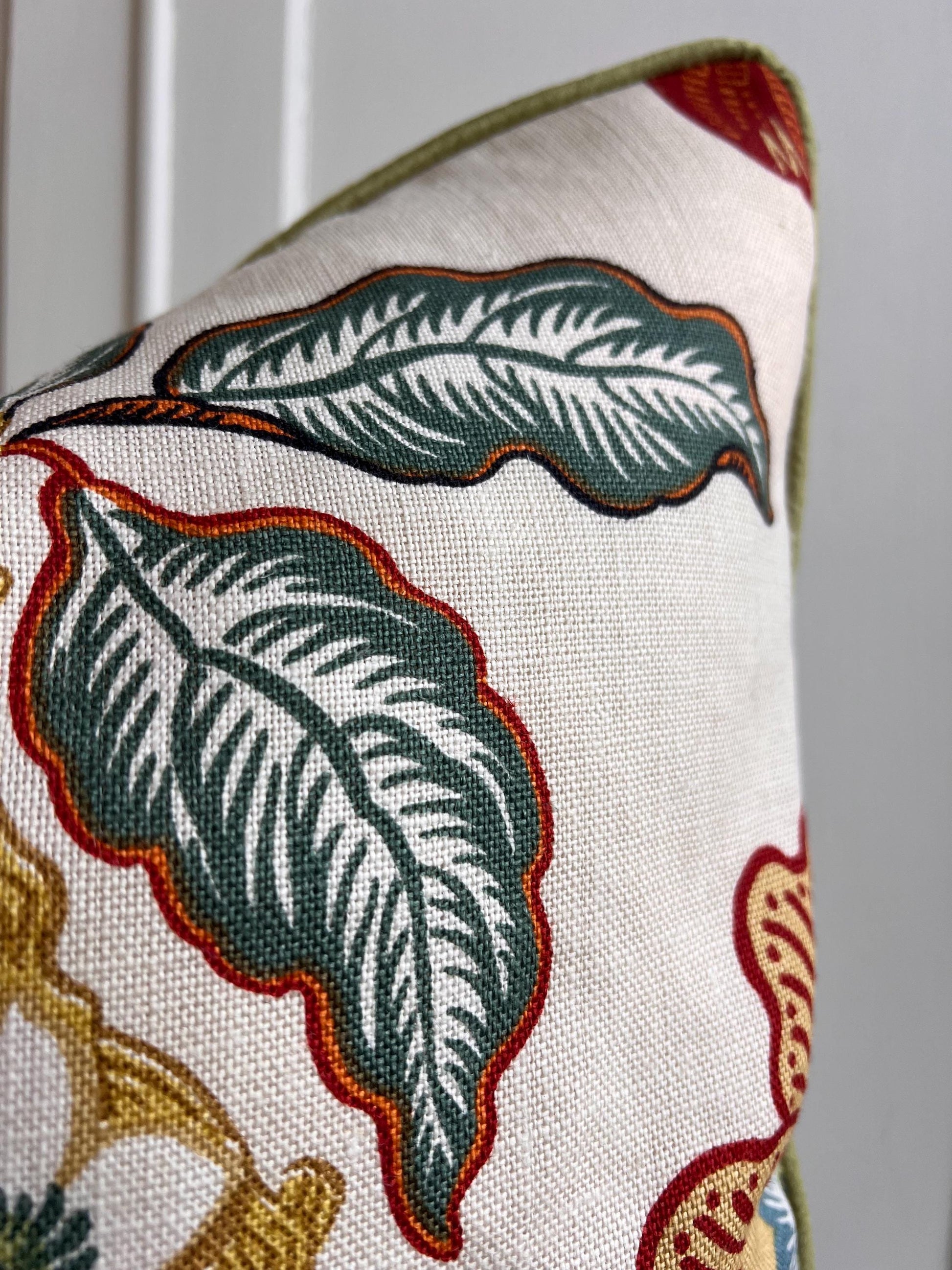 Schumacher Luxury Designer Hothouse Flowers Spark Orange Green Blue Cream Cushion Pillow Cover Green Piping
